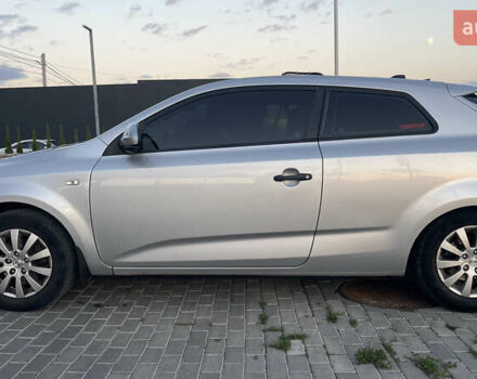Серый Киа Сид, объемом двигателя 1.4 л и пробегом 145 тыс. км за 5250 $, фото 2 на Automoto.ua