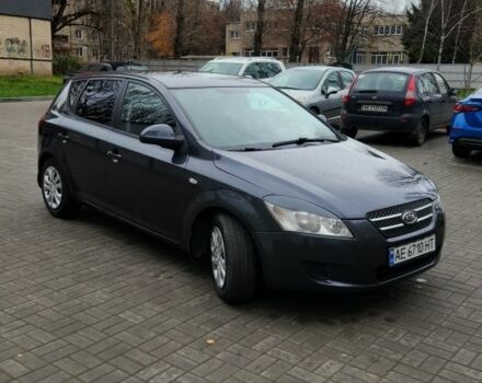 Серый Киа Сид, объемом двигателя 1.6 л и пробегом 201 тыс. км за 5300 $, фото 1 на Automoto.ua