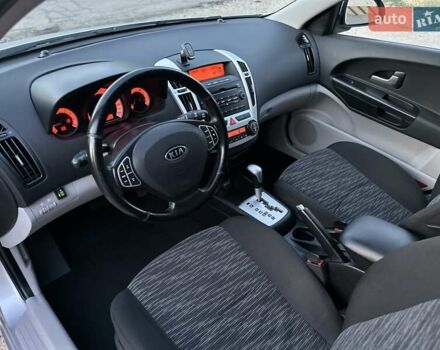 Сірий Кіа Сід, об'ємом двигуна 1.59 л та пробігом 82 тис. км за 7900 $, фото 47 на Automoto.ua