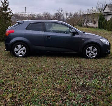 Сірий Кіа Сід, об'ємом двигуна 1.4 л та пробігом 258 тис. км за 4800 $, фото 4 на Automoto.ua