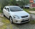Серый Киа Сид, объемом двигателя 2 л и пробегом 170 тыс. км за 3300 $, фото 1 на Automoto.ua