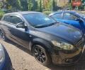 Серый Киа Сид, объемом двигателя 1.4 л и пробегом 200 тыс. км за 4000 $, фото 1 на Automoto.ua