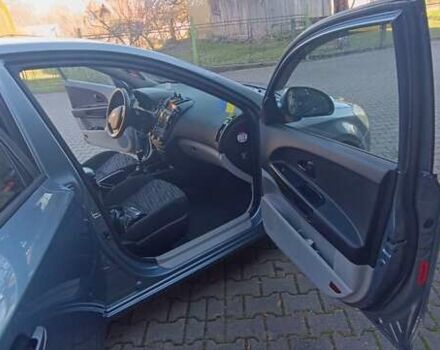Серый Киа Сид, объемом двигателя 1.4 л и пробегом 20 тыс. км за 4600 $, фото 7 на Automoto.ua