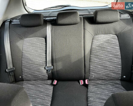 Сірий Кіа Сід, об'ємом двигуна 1.59 л та пробігом 240 тис. км за 4700 $, фото 10 на Automoto.ua