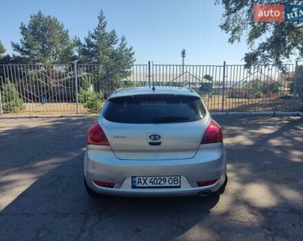 Серый Киа Сид, объемом двигателя 1.4 л и пробегом 294 тыс. км за 4300 $, фото 8 на Automoto.ua