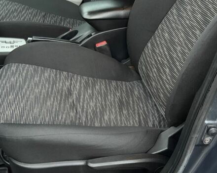 Серый Киа Сид, объемом двигателя 1.6 л и пробегом 218 тыс. км за 6750 $, фото 6 на Automoto.ua