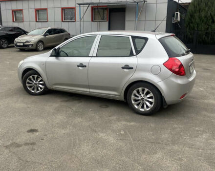 Сірий Кіа Сід, об'ємом двигуна 1.4 л та пробігом 273 тис. км за 4250 $, фото 2 на Automoto.ua