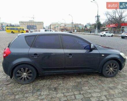 Киа Сид 2008 в Харькове на Automoto.ua Серый Киа Сид, объемом двигателя 1.59 л и пробегом 240 тыс. км за 5900 $, фото 1 на Automoto.ua