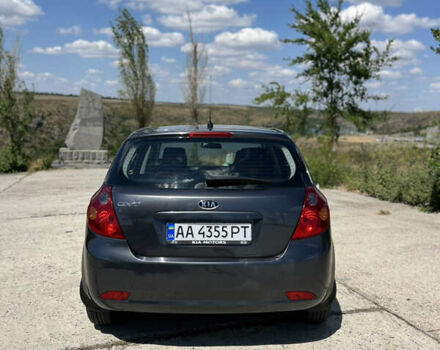 Серый Киа Сид, объемом двигателя 1.4 л и пробегом 176 тыс. км за 5800 $, фото 5 на Automoto.ua