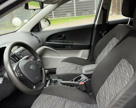 Серый Киа Сид, объемом двигателя 1.4 л и пробегом 95 тыс. км за 6599 $, фото 8 на Automoto.ua