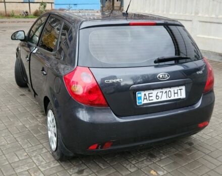 Серый Киа Сид, объемом двигателя 1.6 л и пробегом 201 тыс. км за 5300 $, фото 3 на Automoto.ua