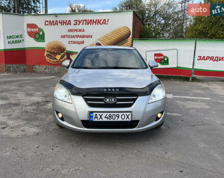 Сірий Кіа Сід, об'ємом двигуна 1.58 л та пробігом 219 тис. км за 5100 $, фото 3 на Automoto.ua