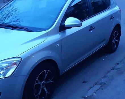 Сірий Кіа Сід, об'ємом двигуна 1.6 л та пробігом 275 тис. км за 5900 $, фото 2 на Automoto.ua