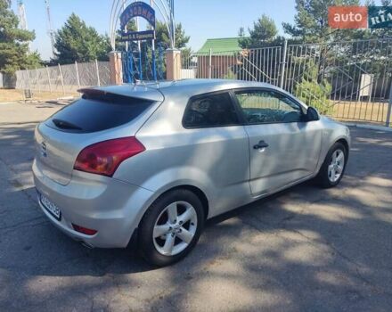 Серый Киа Сид, объемом двигателя 1.4 л и пробегом 294 тыс. км за 4300 $, фото 5 на Automoto.ua