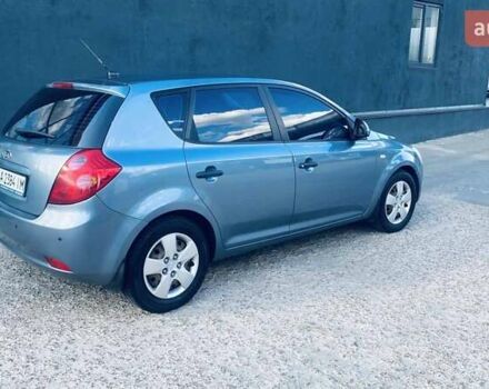 Серый Киа Сид, объемом двигателя 1.58 л и пробегом 250 тыс. км за 5500 $, фото 14 на Automoto.ua