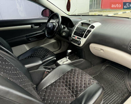 Серый Киа Сид, объемом двигателя 1.59 л и пробегом 201 тыс. км за 4999 $, фото 5 на Automoto.ua