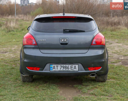 Серый Киа Сид, объемом двигателя 1.59 л и пробегом 211 тыс. км за 7000 $, фото 23 на Automoto.ua