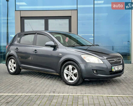 Сірий Кіа Сід, об'ємом двигуна 1.6 л та пробігом 218 тис. км за 5700 $, фото 2 на Automoto.ua