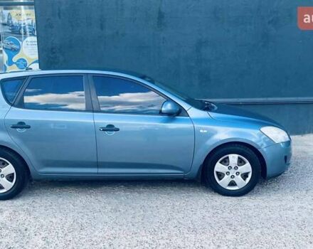 Серый Киа Сид, объемом двигателя 1.58 л и пробегом 250 тыс. км за 5500 $, фото 6 на Automoto.ua