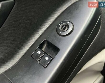 Серый Киа Сид, объемом двигателя 1.4 л и пробегом 247 тыс. км за 4490 $, фото 23 на Automoto.ua