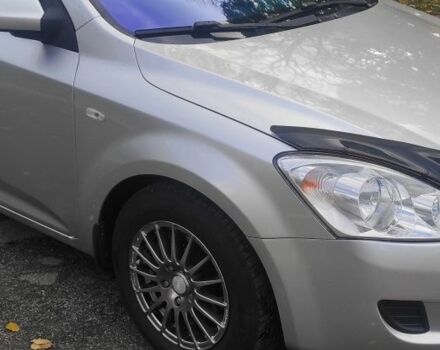 Киа Сид 2008 в Соленом на Automoto.ua Серый Киа Сид, объемом двигателя 1.6 л и пробегом 283 тыс. км за 5800 $, фото 1 на Automoto.ua