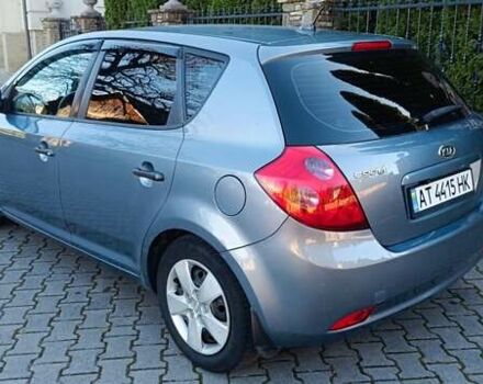 Серый Киа Сид, объемом двигателя 1.4 л и пробегом 20 тыс. км за 4600 $, фото 4 на Automoto.ua