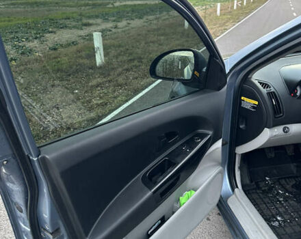 Сірий Кіа Сід, об'ємом двигуна 1.4 л та пробігом 263 тис. км за 5200 $, фото 18 на Automoto.ua