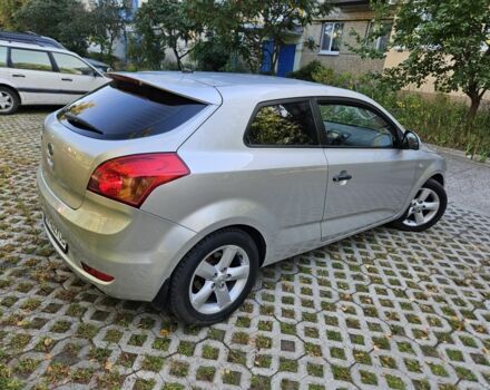Серый Киа Сид, объемом двигателя 1.4 л и пробегом 287 тыс. км за 4500 $, фото 6 на Automoto.ua