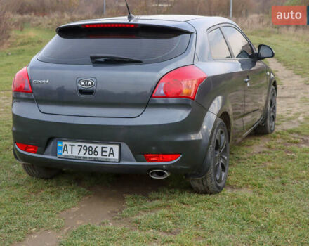 Серый Киа Сид, объемом двигателя 1.59 л и пробегом 211 тыс. км за 7000 $, фото 7 на Automoto.ua