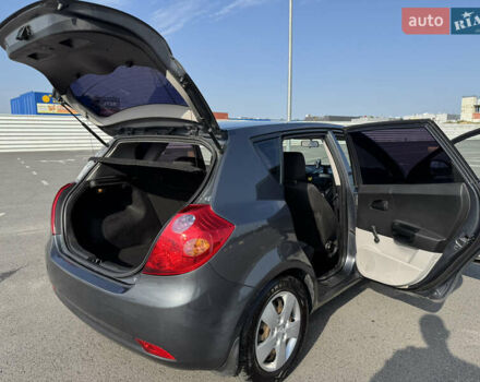 Сірий Кіа Сід, об'ємом двигуна 1.4 л та пробігом 199 тис. км за 5550 $, фото 7 на Automoto.ua