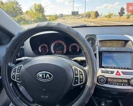 Сірий Кіа Сід, об'ємом двигуна 1.58 л та пробігом 233 тис. км за 5350 $, фото 3 на Automoto.ua