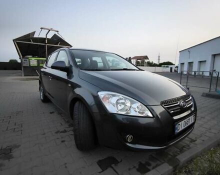 Серый Киа Сид, объемом двигателя 2 л и пробегом 193 тыс. км за 5900 $, фото 1 на Automoto.ua