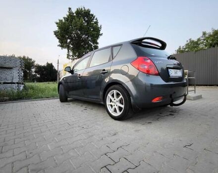 Серый Киа Сид, объемом двигателя 2 л и пробегом 193 тыс. км за 5900 $, фото 4 на Automoto.ua