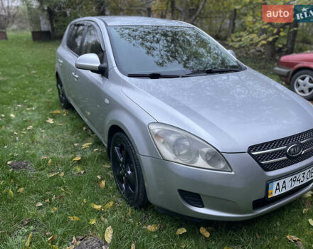 Серый Киа Сид, объемом двигателя 1.4 л и пробегом 273 тыс. км за 4800 $, фото 27 на Automoto.ua