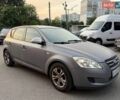 Серый Киа Сид, объемом двигателя 1.6 л и пробегом 231 тыс. км за 3850 $, фото 1 на Automoto.ua
