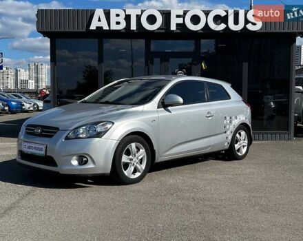 Серый Киа Сид, объемом двигателя 1.6 л и пробегом 215 тыс. км за 4990 $, фото 4 на Automoto.ua