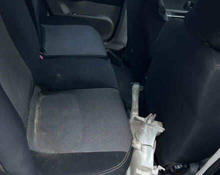 Серый Киа Сид, объемом двигателя 1.6 л и пробегом 249 тыс. км за 3500 $, фото 2 на Automoto.ua