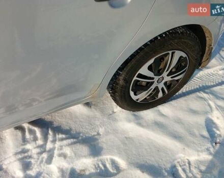 Серый Киа Сид, объемом двигателя 1.4 л и пробегом 308 тыс. км за 5000 $, фото 8 на Automoto.ua
