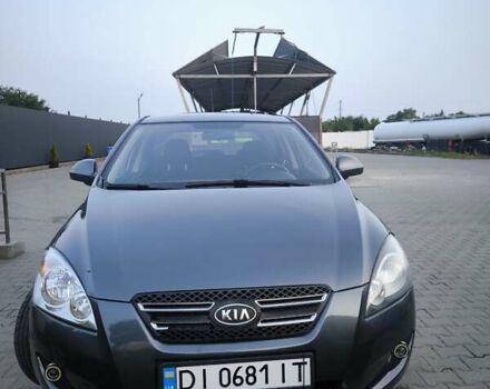 Серый Киа Сид, объемом двигателя 2 л и пробегом 193 тыс. км за 5900 $, фото 2 на Automoto.ua