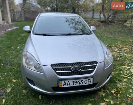 Серый Киа Сид, объемом двигателя 1.4 л и пробегом 273 тыс. км за 4800 $, фото 28 на Automoto.ua