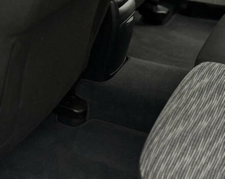 Серый Киа Сид, объемом двигателя 1.4 л и пробегом 274 тыс. км за 3600 $, фото 14 на Automoto.ua