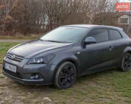 Серый Киа Сид, объемом двигателя 1.59 л и пробегом 211 тыс. км за 7000 $, фото 1 на Automoto.ua