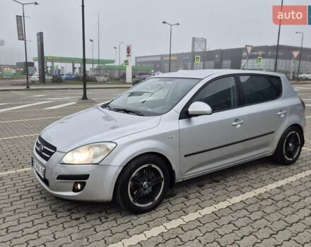 Серый Киа Сид, объемом двигателя 1.6 л и пробегом 265 тыс. км за 5599 $, фото 3 на Automoto.ua