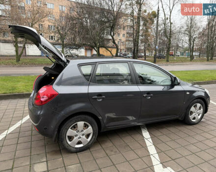 Серый Киа Сид, объемом двигателя 1.4 л и пробегом 95 тыс. км за 6599 $, фото 7 на Automoto.ua