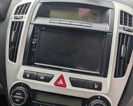 Киа Сид 2008 в Тернополе на Automoto.ua Серый Киа Сид, объемом двигателя 2 л и пробегом 318 тыс. км за 5900 $, фото 9 на Automoto.ua