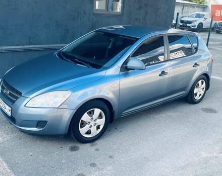 Серый Киа Сид, объемом двигателя 1.58 л и пробегом 250 тыс. км за 5500 $, фото 9 на Automoto.ua