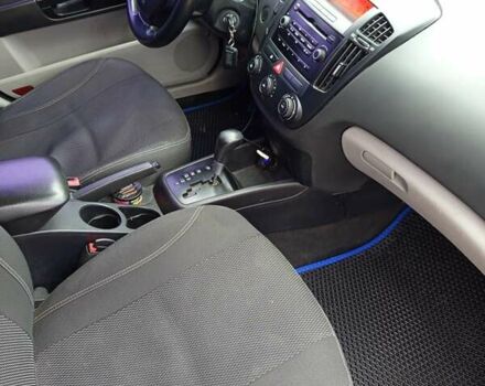 Киа Сид 2008 в Харькове на Automoto.ua Серый Киа Сид, объемом двигателя 1.59 л и пробегом 240 тыс. км за 5900 $, фото 8 на Automoto.ua