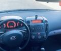 Серый Киа Сид, объемом двигателя 1.58 л и пробегом 250 тыс. км за 5500 $, фото 17 на Automoto.ua