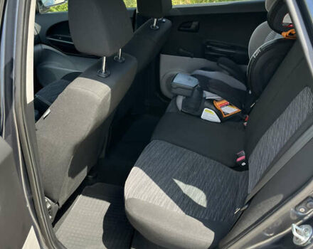 Серый Киа Сид, объемом двигателя 1.4 л и пробегом 176 тыс. км за 5800 $, фото 14 на Automoto.ua