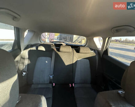 Серый Киа Сид, объемом двигателя 1.59 л и пробегом 187 тыс. км за 5100 $, фото 10 на Automoto.ua